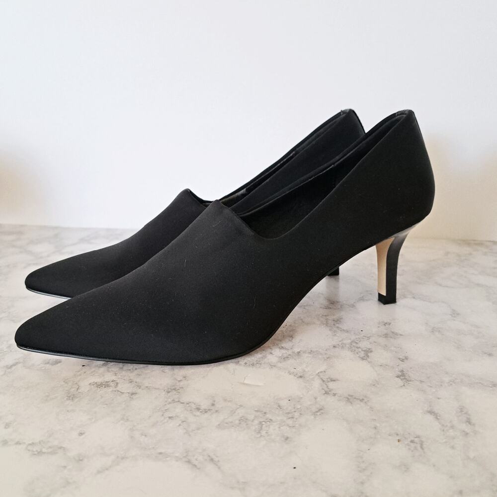 DONALD J PLINER Falen Black Stretch Pointed Toe Pump 7.5 Minimalist Heels